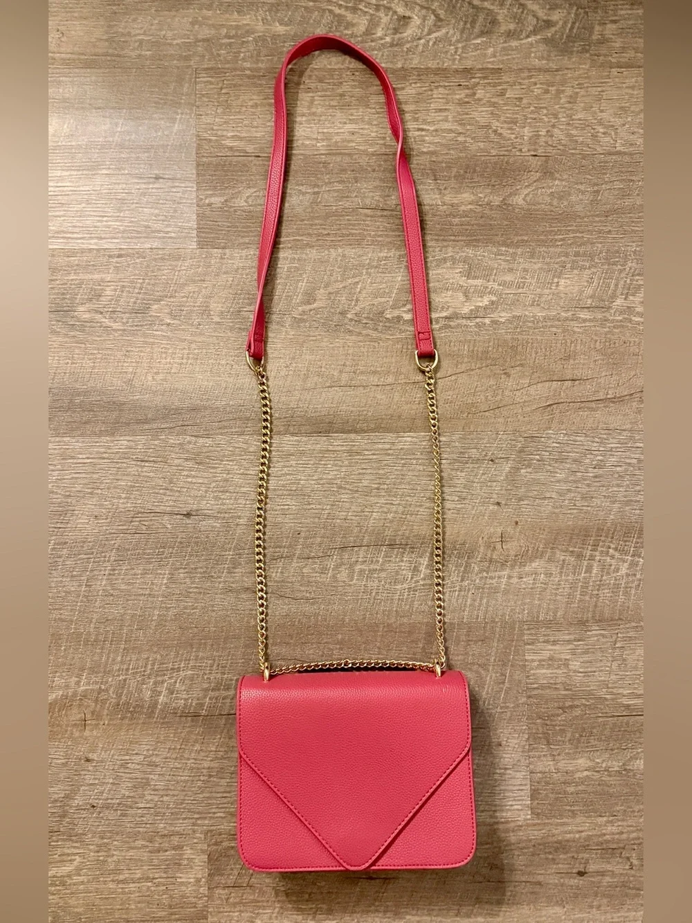 Women's Magenta Pink Chain Shoulder Bag - Sleek Envelope Crossbody